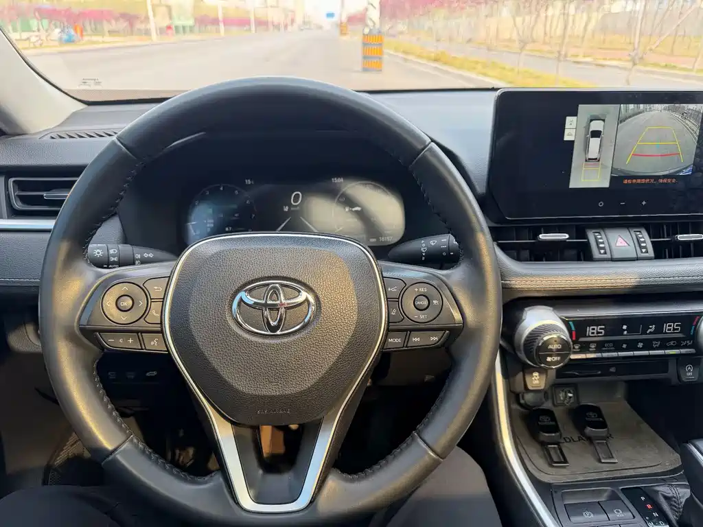 Wildlander 2.0 L CVT 2 WD Luxury PLUS