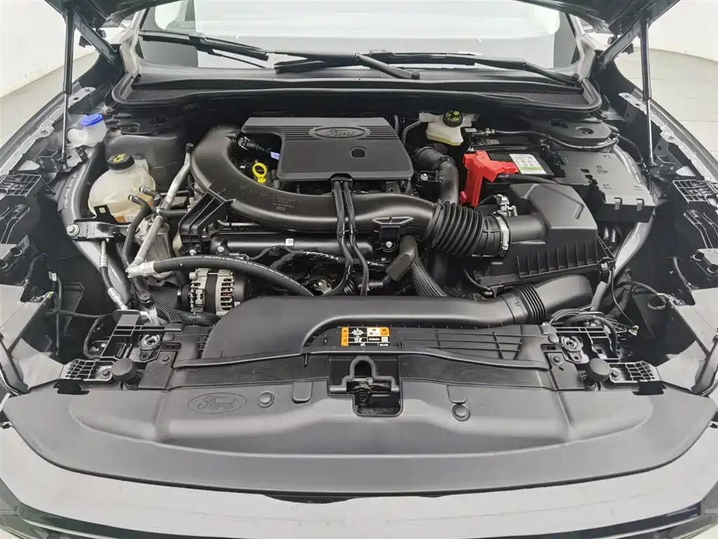 Mondeo 2.0 T EcoBoost Luxury