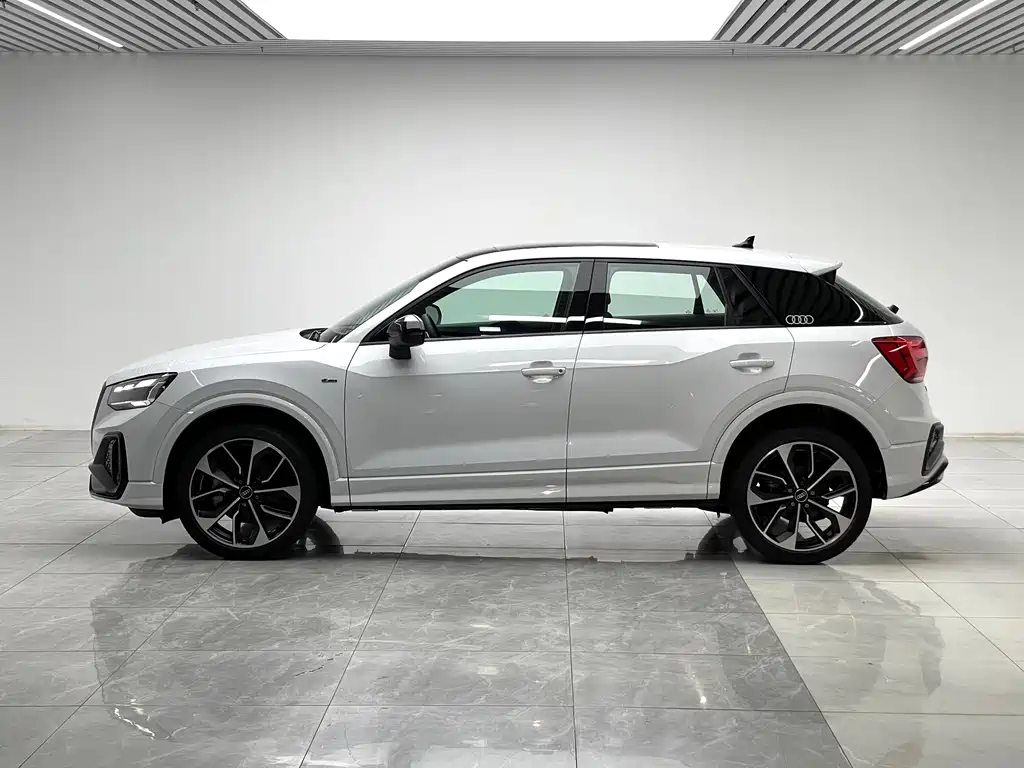 Audi Q2 L 奥迪Q2 L 2024款 改款 35 TFSI 豪华动感型