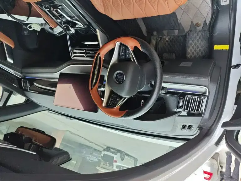 BYD Tang NEV DM-i Champion 112 KM Honored
