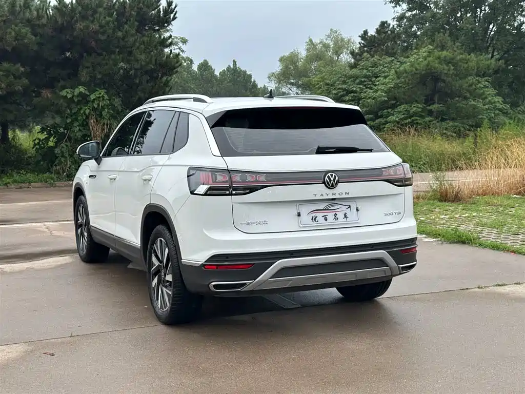 Tayron 300 TSI 2 WD Luxury Plus Advanced