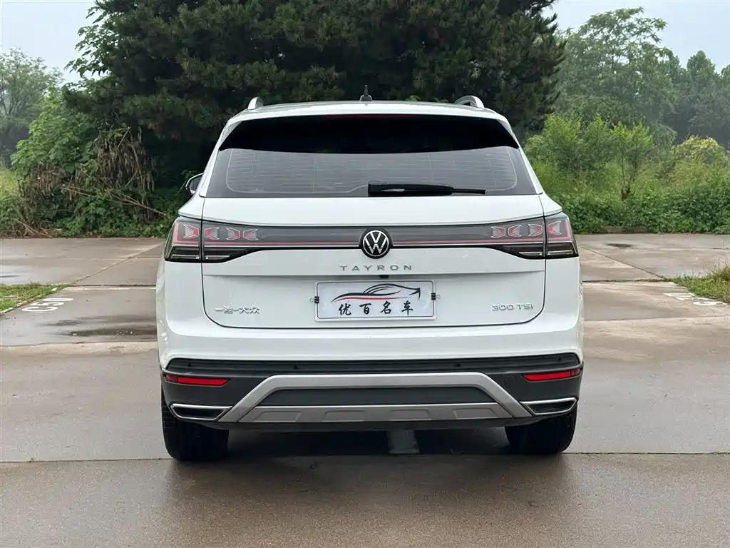 Tayron 300 TSI 2 WD Luxury Plus Advanced
