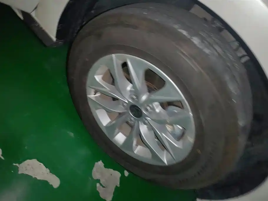 Granvia 2.5 L Hybrid Comfort