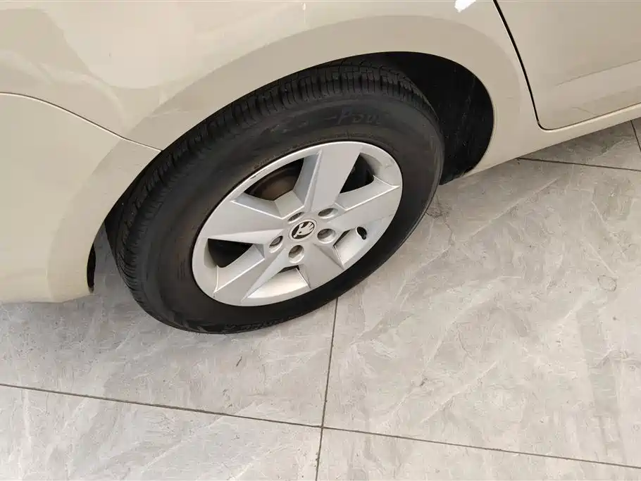 Octavia 明锐 2015款 1.6 L 手动逸致版