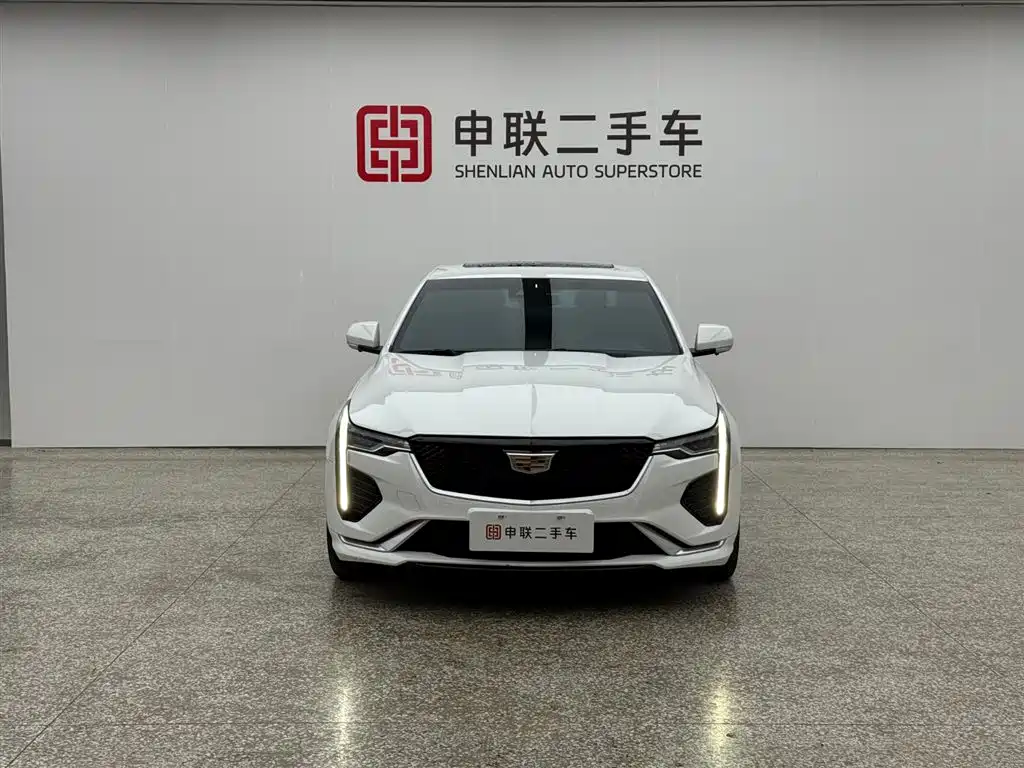 Cadillac CT4 28 T Style