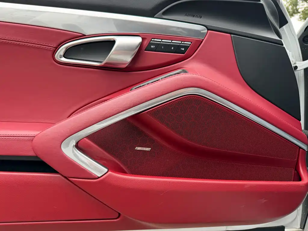 Porsche 718 Boxster 2.0 T