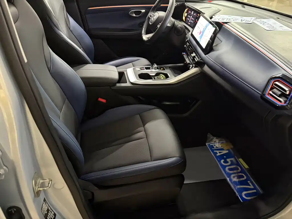 GAC Trumpchi GS3 Shadow Speed 270 T Power Take
