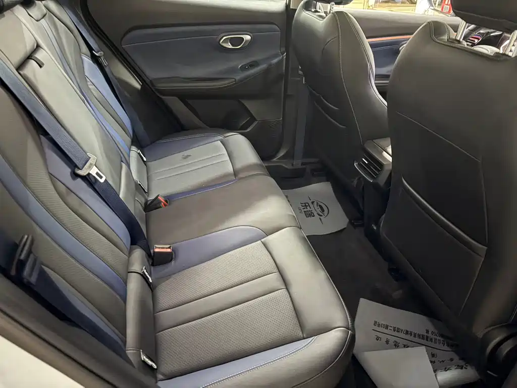 GAC Trumpchi GS3 Shadow Speed 270 T Power Take