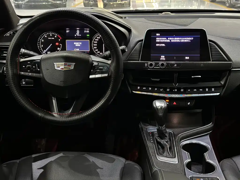 Cadillac CT4 28 T Distinguished