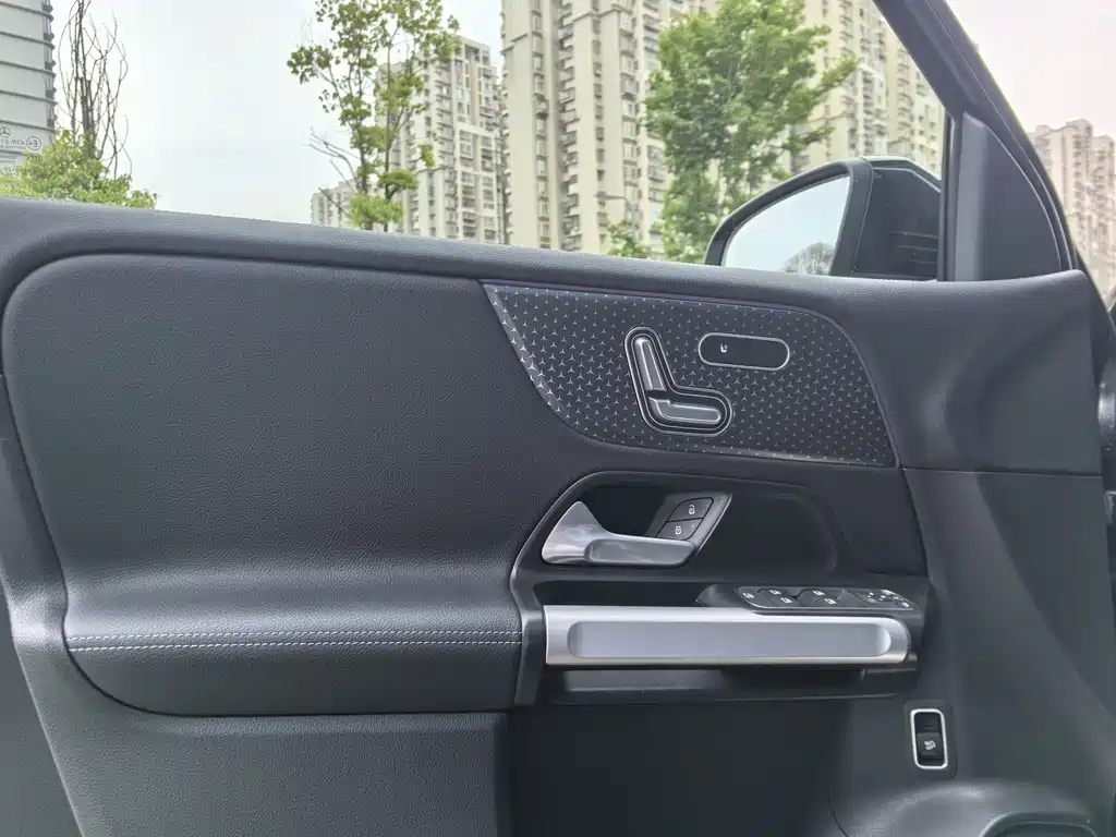 Mercedes-Benz GLB GLB 220 Fashion