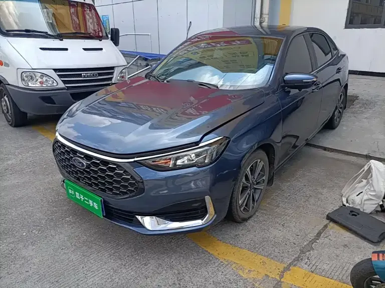 Ford Escort 1.5 L Auto Diamond