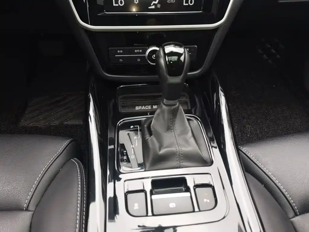 Song MAX 1.5 T Auto Connected Elite 7-seat