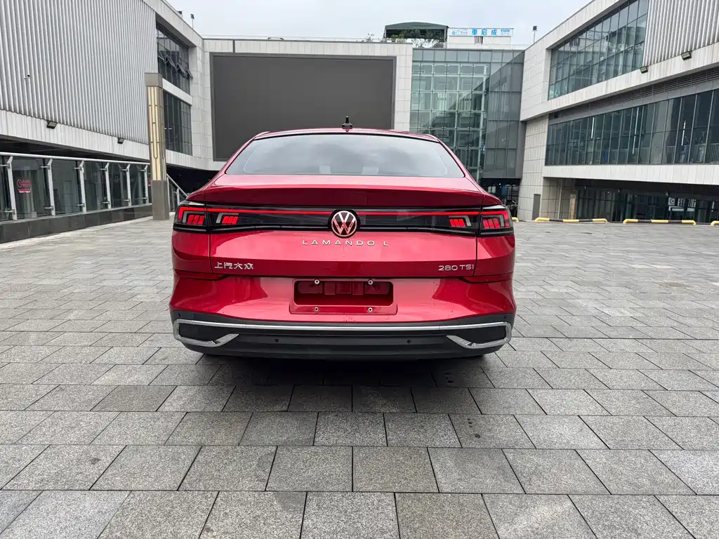 Lamando Lamando L 280 TSI DSG Spicy Cool