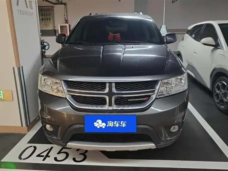 Dodge Journey 2.4 L 2 WD Premium Style