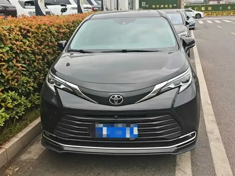 Toyota Sienna 2.5 L Hybrid Comfort