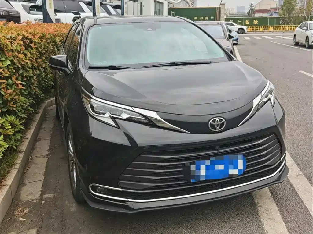 Sienna 2.5 L Hybrid Comfort