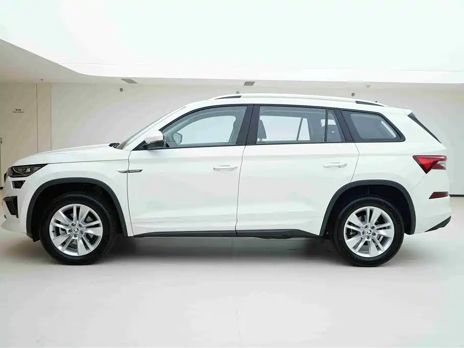 Kodiaq TSI330 5-seat 2 WD Strength