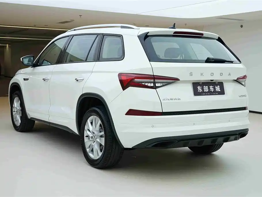 Kodiaq TSI330 5-seat 2 WD Strength