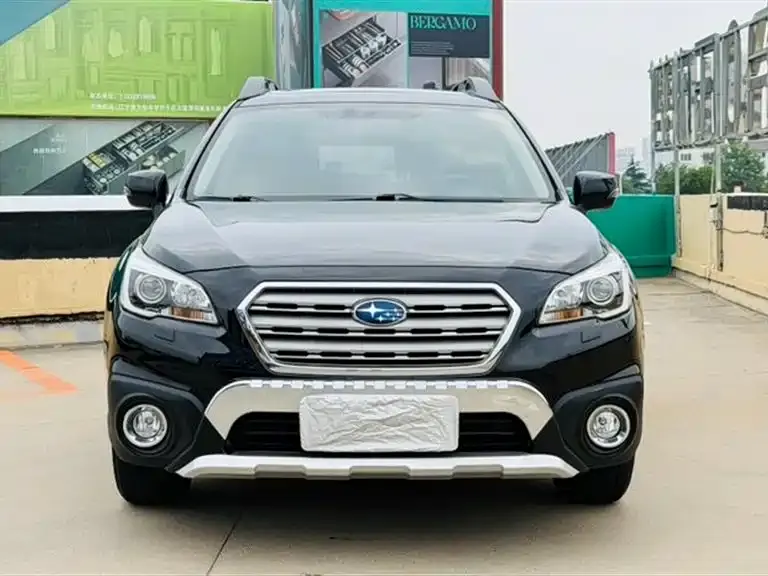 Subaru Outback 2.5 i Luxury Navigation