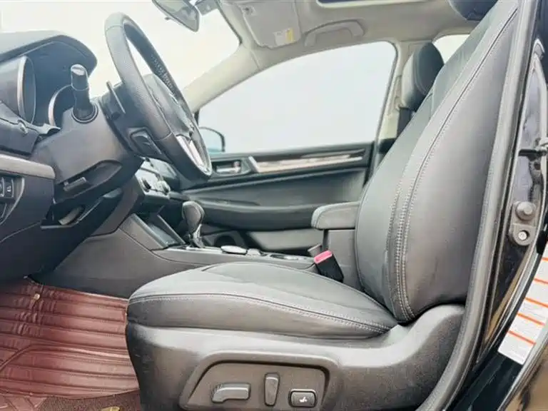 Outback 2.5 i Luxury Navigation