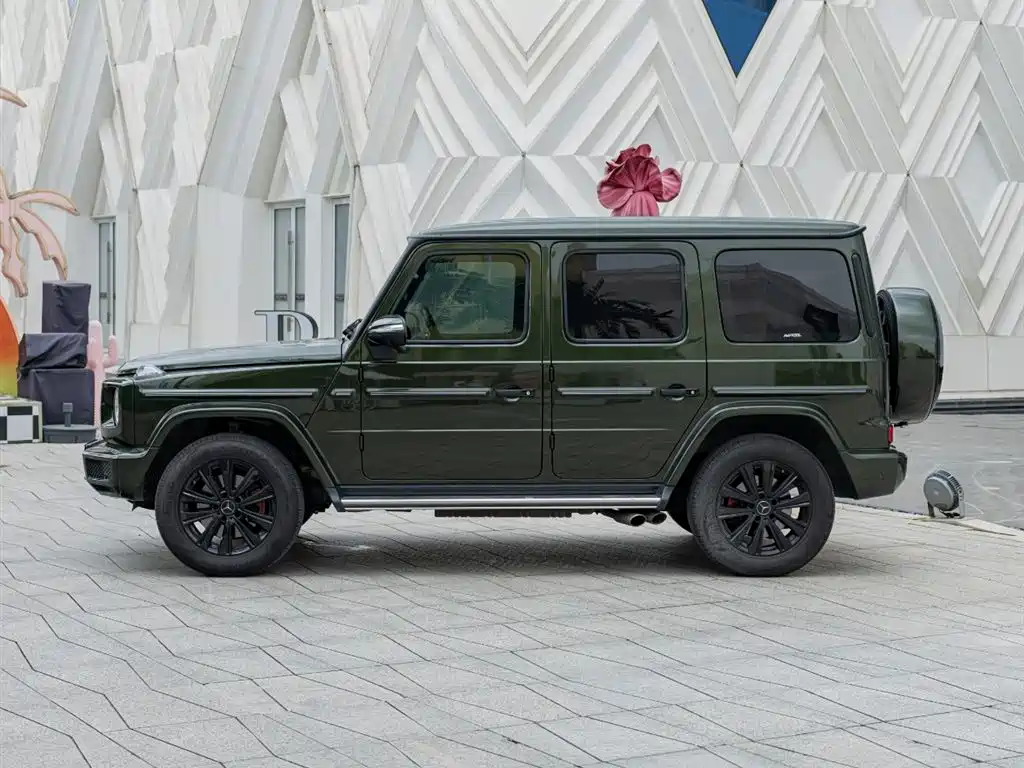 Mercedes-Benz G-Class G 500