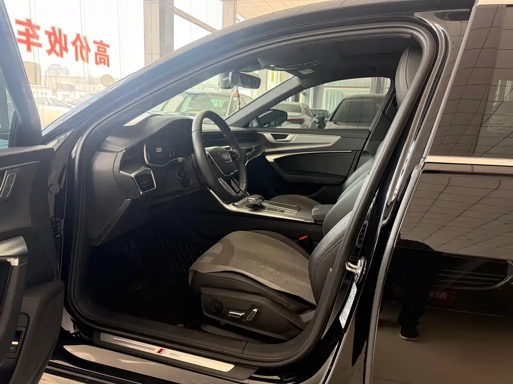 Audi A6 L 40 TFSI Luxury Dynamic