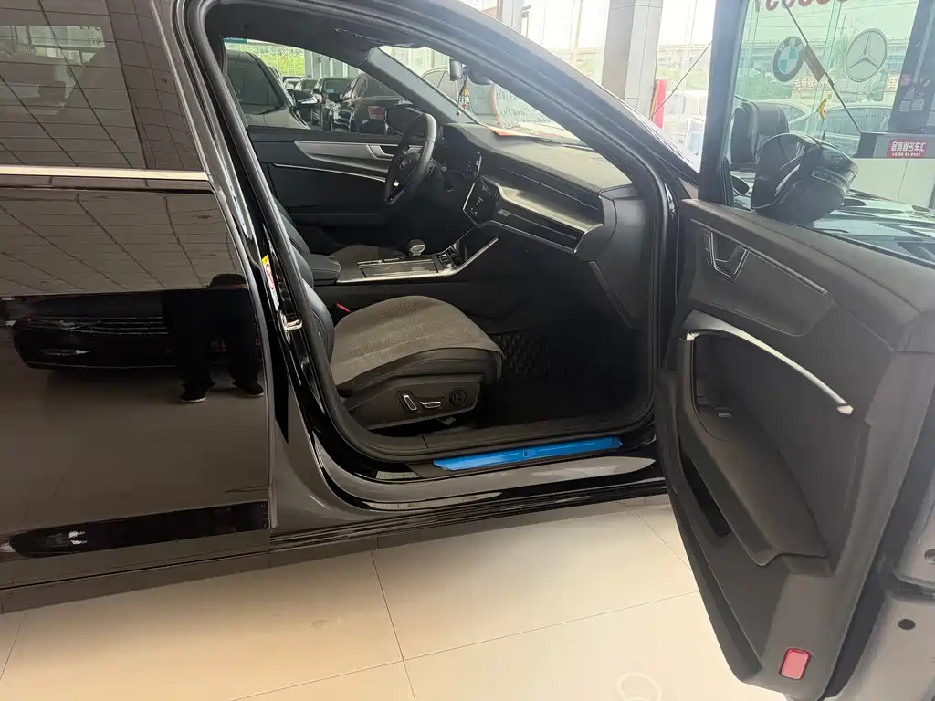 Audi A6 L 40 TFSI Luxury Dynamic
