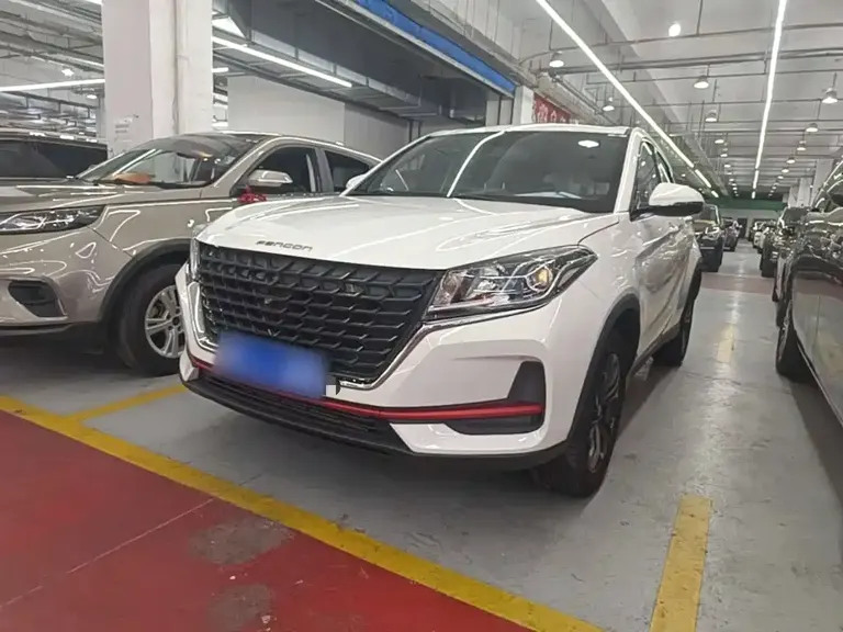 Dongfeng Fengguang 500 1.5 T CVT Smooth Enjoyment