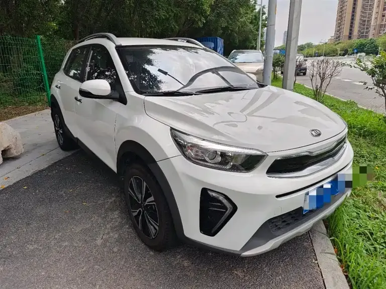 Kia Stonic 1.4 L CVT Fun Enjoyment