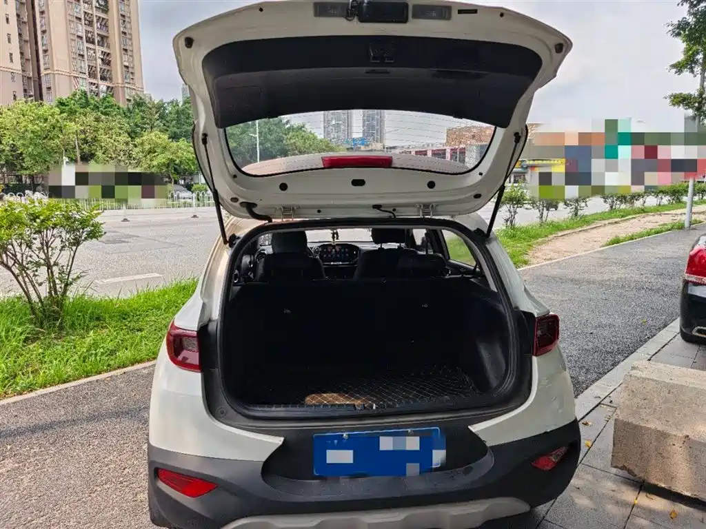 Stonic 1.4 L CVT Fun Enjoyment
