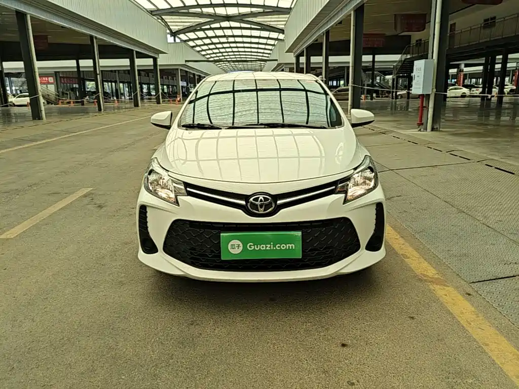 Vios FS 1.5 L CVT Sharp Speed