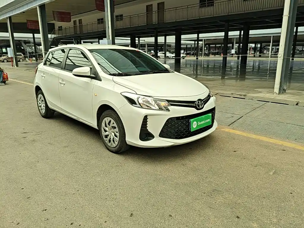 Vios FS 1.5 L CVT Sharp Speed
