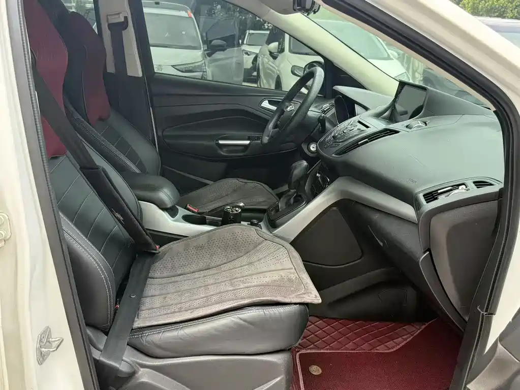 Kuga 1.5 L GTDi 2 WD Comfort
