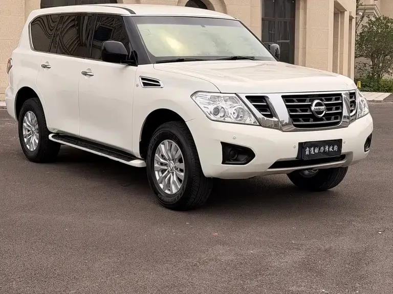 Nissan Patrol 4.0 L Platinum