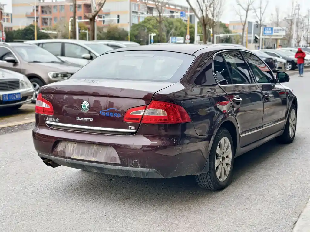 Superb 1.8 TSI Auto Grace