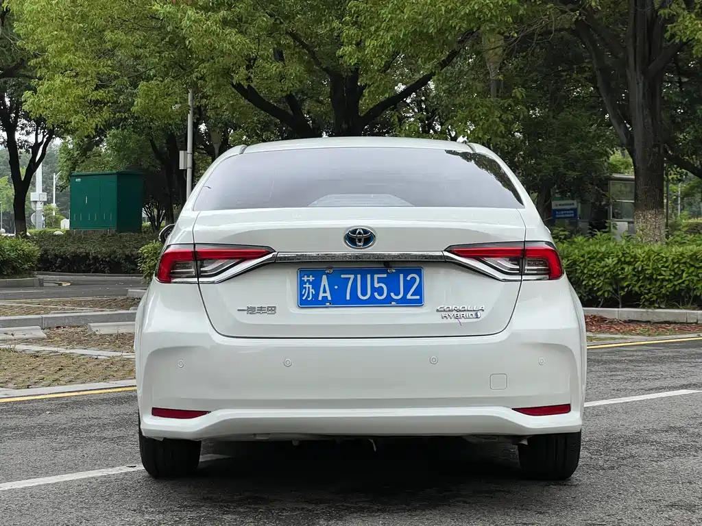 Corolla 1.8 L Smart e-Hybrid Dual Engine Pioneer