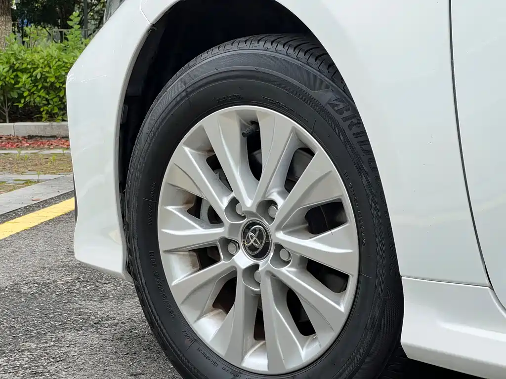 Corolla 1.8 L Smart e-Hybrid Dual Engine Pioneer