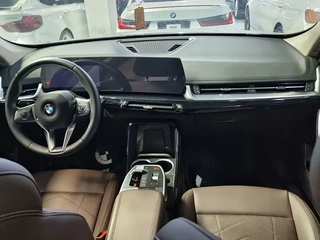 BMW X1 xDrive25 Li M Sport Package