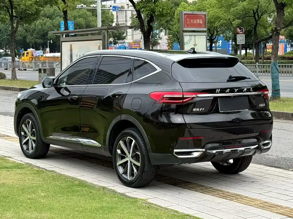 Haval F7 1.5 T 2 WD i Trend