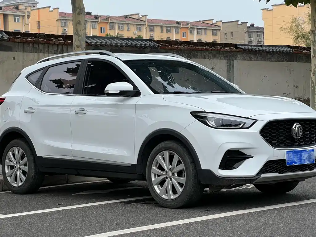 MG ZS 180 DVVT Auto Lite