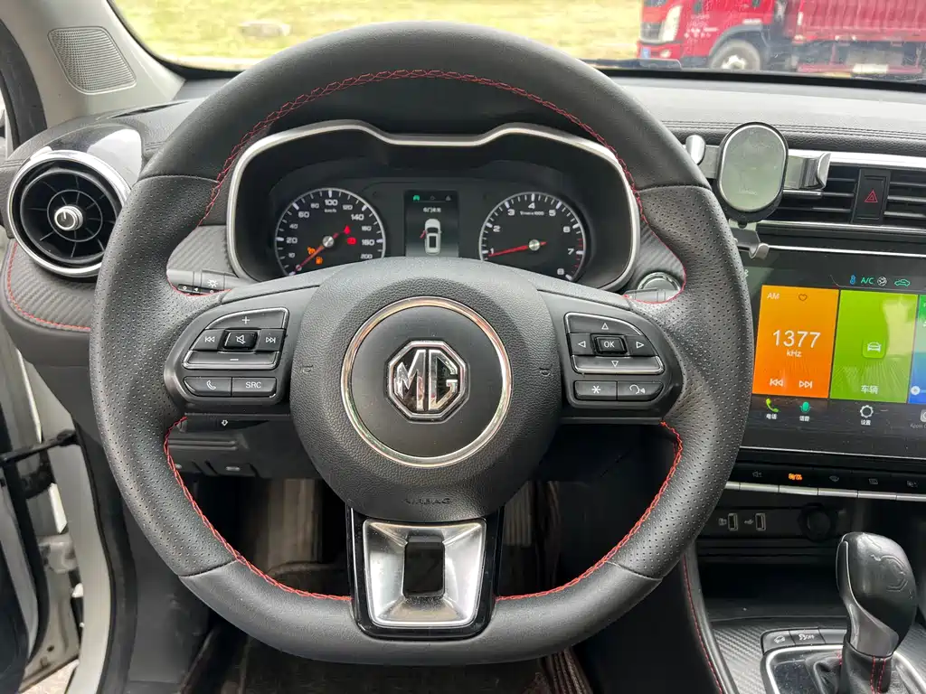 MG ZS 180 DVVT Auto Lite