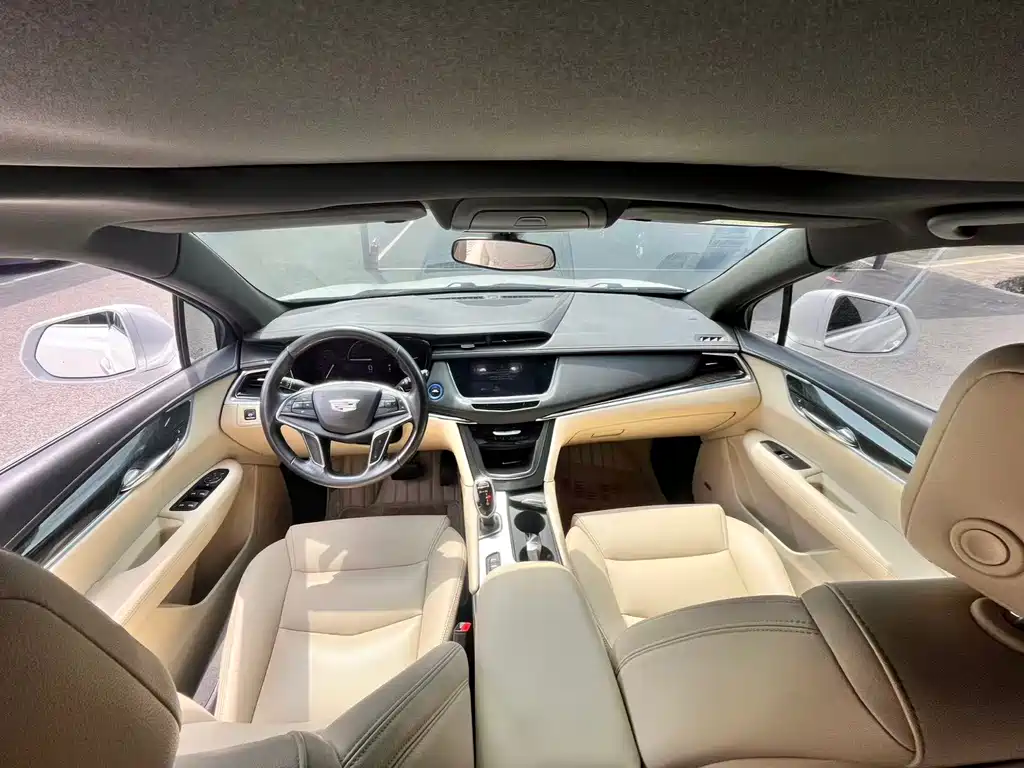 Cadillac XT5 28 T 4 WD Tech