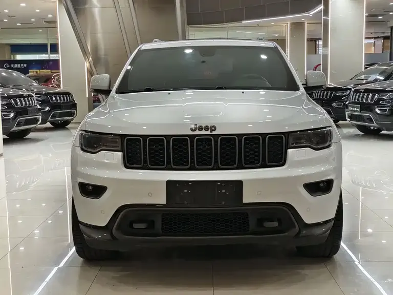 Jeep Grand Cherokee (Import) 大切诺基进口 2016款 3.0 TD 柴油 75周年致敬版