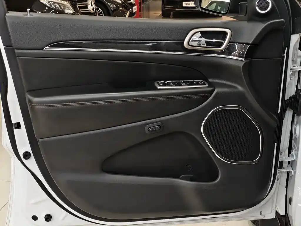 Grand Cherokee (Import) 大切诺基进口 2016款 3.0 TD 柴油 75周年致敬版