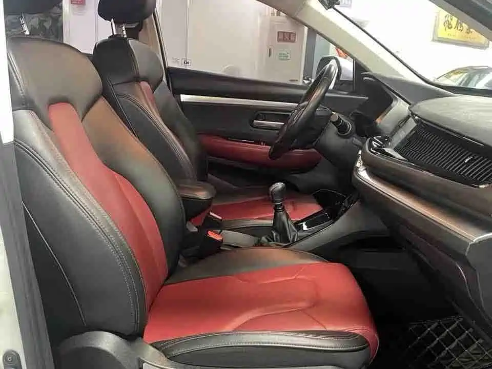 Haval H2 s 哈弗H2 s 2018款 红标 1.5 T 手动精英型