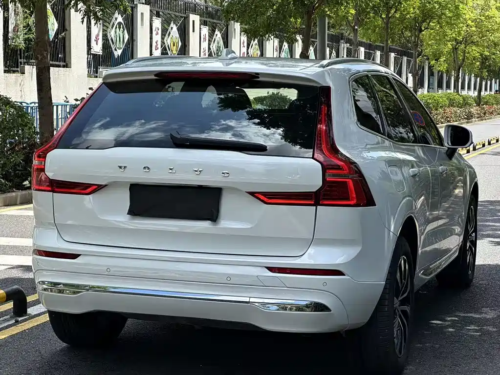 Volvo XC60 B5 4 WD Smart Vision Luxury