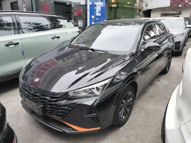 Dongfeng Yixuan Mach 1.5 L Auto Wind Chaser