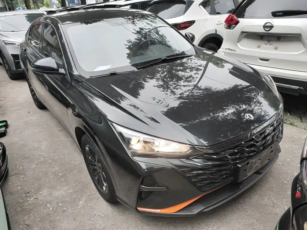 Yixuan Mach 1.5 L Auto Wind Chaser