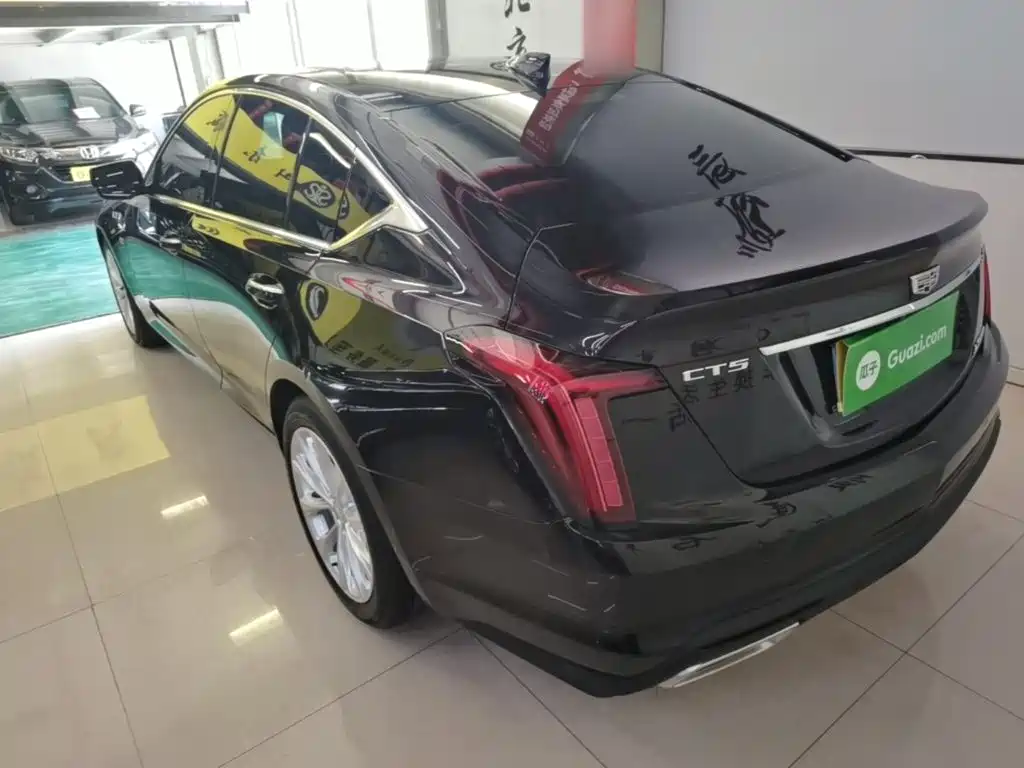Cadillac CT5 28 T Luxury (Standard)