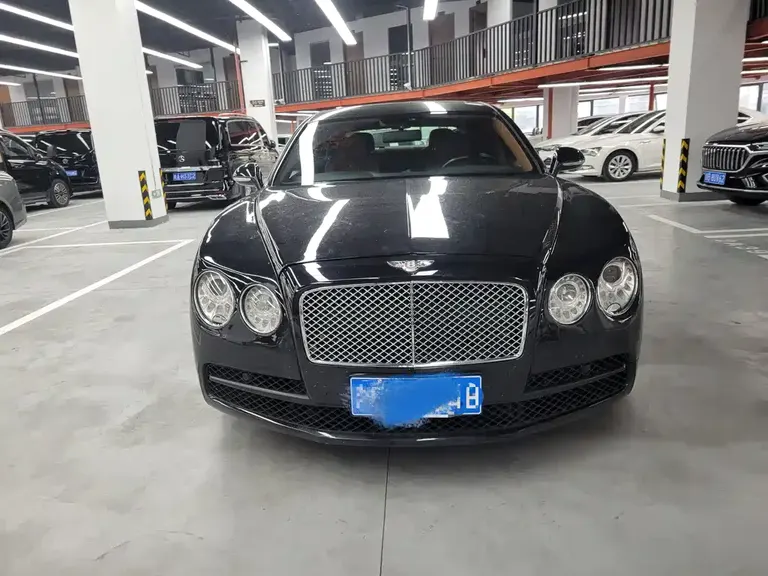 Bentley Flying Spur 4.0 T V8 Standard